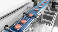 Detection of Meat Patties with Stainless Steel Reflex Sensors with Background Suppression